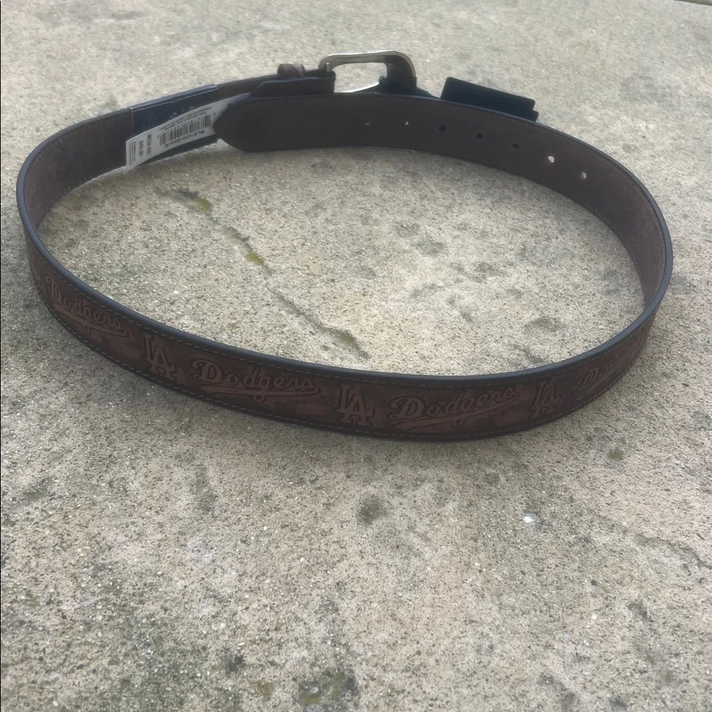LA Dodgers Embossed Brown Leather Belt Men's Size M(34-36) XL(42-44) NWT